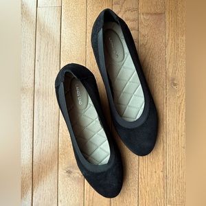 Lands’ End Suede Wedges